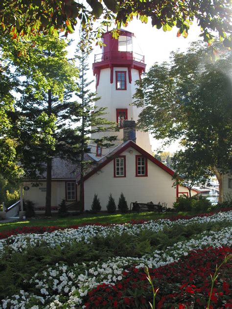 Kincardine Lighthouse – Kincardine Yacht Club