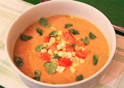 Creamy and Spicy Corn Soup - The Picky Eater