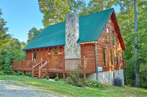 RU - Hickory Lodge - Pigeon Forge, Tennessee, Cabins, Pigeon Forge ...