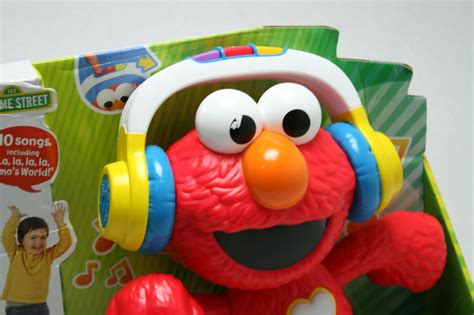 Sesame Street Let's Dance Elmo 12-inch Elmo Toy that Sings and Dances ...