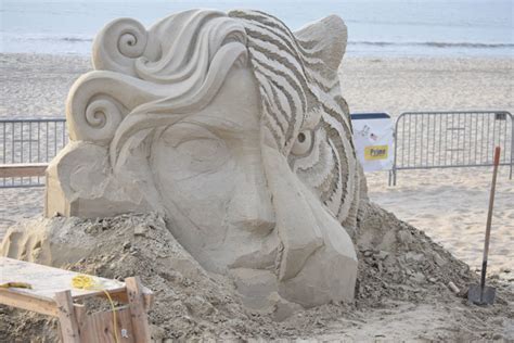 Photos: Revere Beach International Sand Sculpting Festival – WONDERLAND