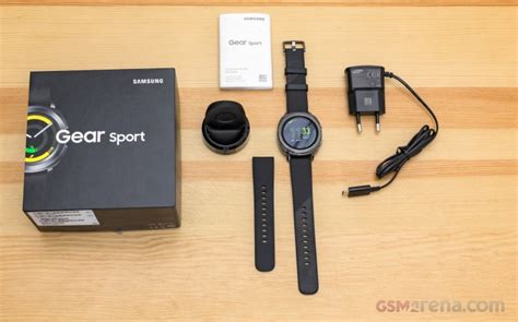 Samsung Gear Sport review: Unboxing, Design, Controls and Navigation