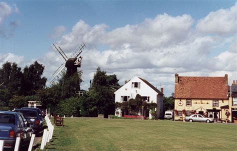 The inn and windmill at Meopham Green © Elliott Simpson :: Geograph Britain and Ireland