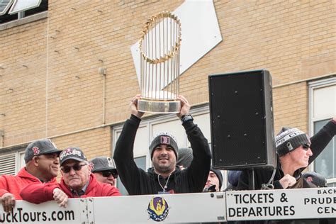 PHOTOS: Scenes from the 2018 Red Sox World Series parade – Metro US