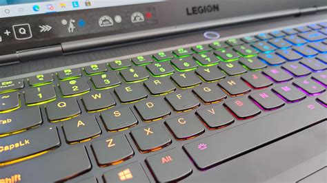 Lenovo Legion Slim 7i review: How light can you go? - GadgetMatch