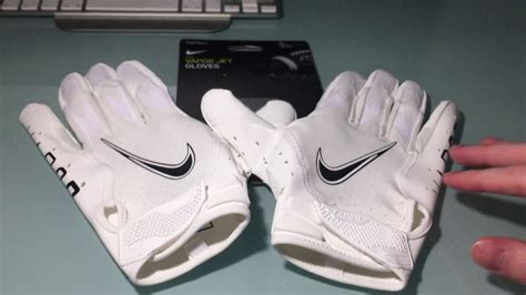 Nike Vapor Jet 6.0 Football Gloves: Product Review (2020) - YouTube