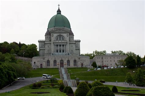 Saint Joseph's Oratory | The Canadian Encyclopedia