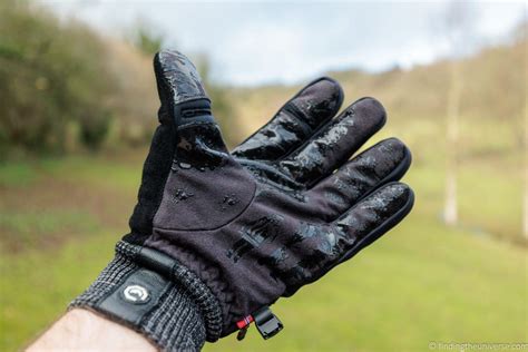 The Best Photography Gloves for Winter - Review of Vallerret ...