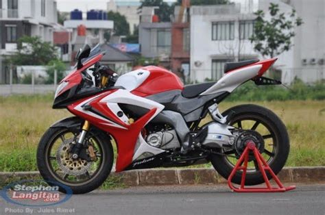 Modified Bajaj Pulsar 220 Photos, Details, Rouser 220, Pics