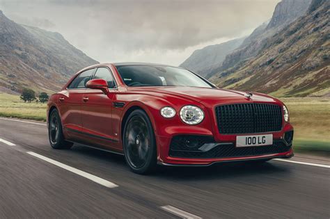 Bentley Flying Spur V8 2021 UK first drive | Autocar