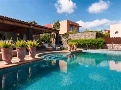 Luxury Villas & Townhouses with Private of Communal Pools, Gran Canaria