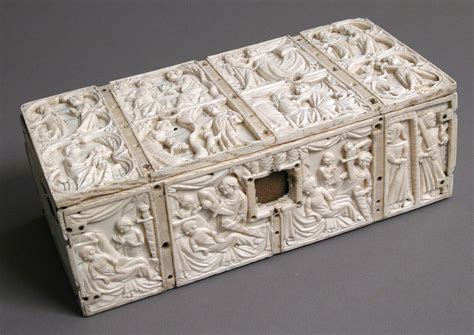 Casket with Romance Scenes | French | The Metropolitan Museum of Art
