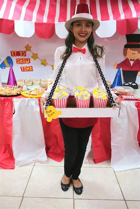 Popcorn Seller #popcorn costume #diycostume Circus Party | Circus ...