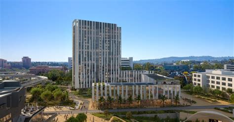 UC San Diego breaks ground on tallest campus housing complex in school ...