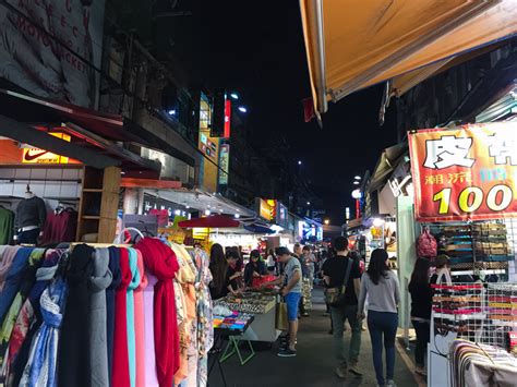 ink + adventure: snapshots from the Shilin Night Market