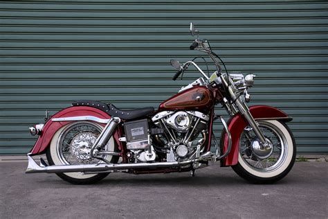 1970-Harley-Davidson-FLH-red-crs.jpg (2400×1600) | Harley, Harley davidson motorcycles, Classic ...