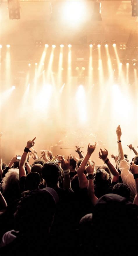 Concert Crowd Wallpapers - Top Free Concert Crowd Backgrounds ...