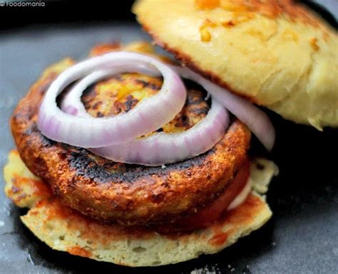 McAloo Tikki Burger Recipe | Mcdonald's Burgers in India