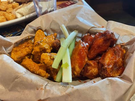 10 of the Best Wings in Denver