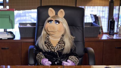 Miss Piggy Leans In