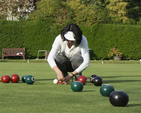 Free stock photo of lawn bowling, measuring bowls