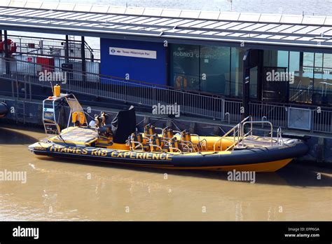 Thames rib experience speedboat hi-res stock photography and images - Alamy