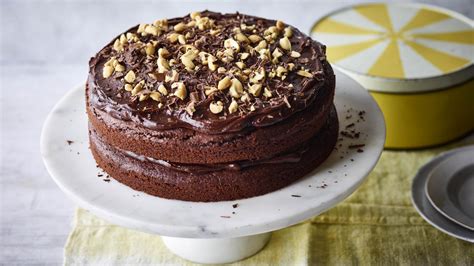 Vegan chocolate cake recipe - BBC Food