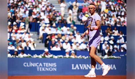 Rafael Nadal makes winning return at Barcelona Open-Telangana Today