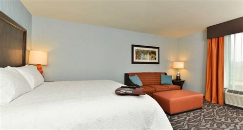 Hampton Inn Corning-Painted Post Hotel in Corning, NY