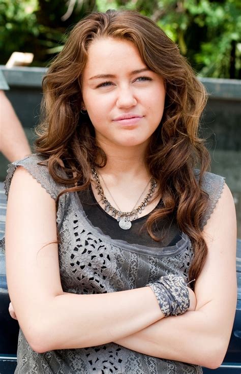 Miley Cyrus - The last song - personnages de TV féminins photo (31108048) - fanpop