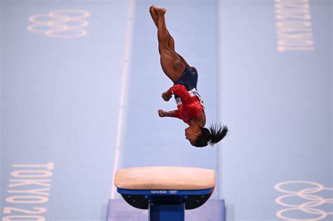 JO-2020/Gym: Biles avoue être désormais en difficulté sur "tous les agrès" - France 24