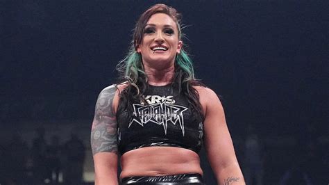 Top AEW Star Reveals Kris Statlander Helped Her With First Match Back ...