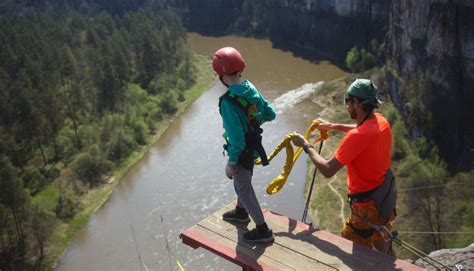 Best bungee jump locations on the planet