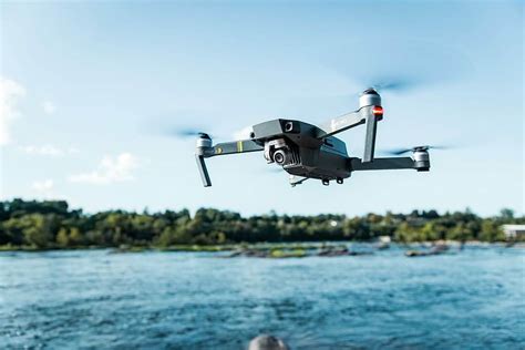 15 Best Drones for Photography to Buy in 2023 - Zenith Clipping