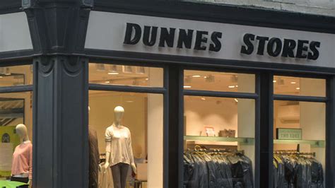 Dunnes Stores reveal new 'effortless' £20 dress perfect for autumn - U105