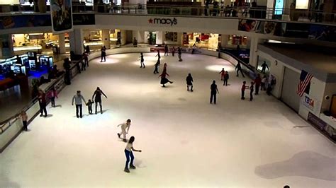 Westfield mall skating rink - YouTube