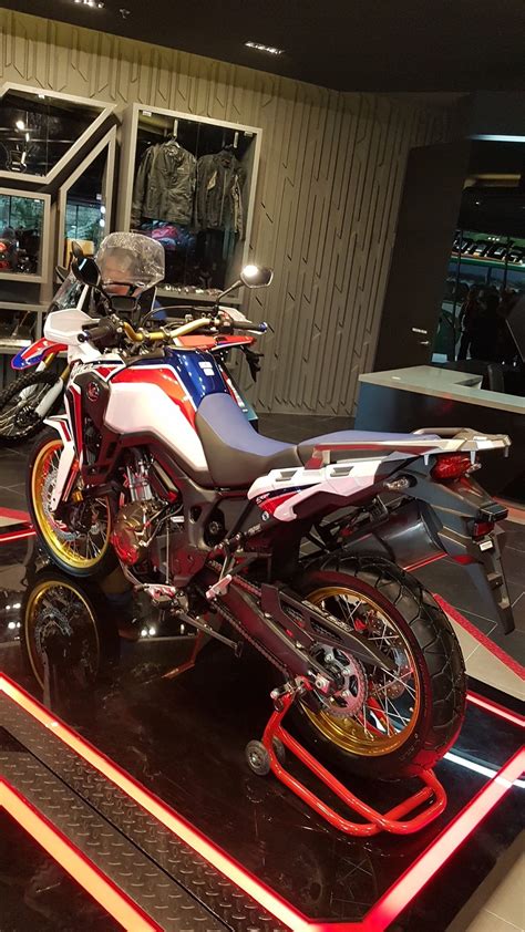 Big Bikes to Drool for at The Honda Big Bike Flagship Store - Pinoy Guy Guide