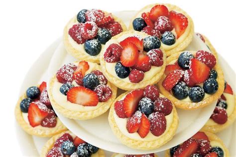 Merry berry tarts | Recipe | Desserts, Berry tart, Mini fruit tarts