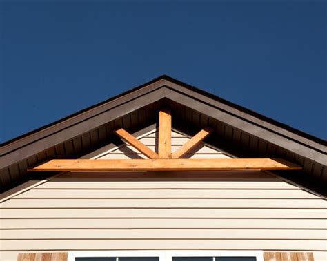 Cedar Gable Pediment Home Design Ideas, Renovations & Photos