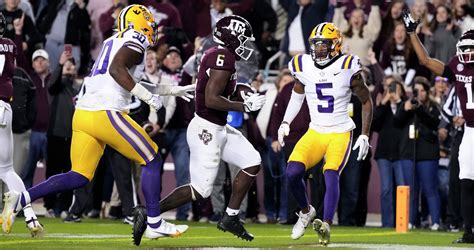 Texas A&M Aggies upend No. 5 LSU to end season on high note