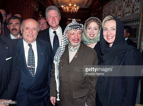 Clinton’s Family Posing with PLO Leader Yasser Arafat - Ship LDL