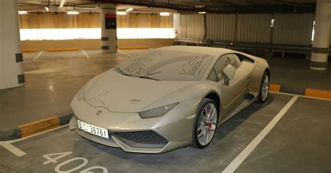 15 Sad Photos Of Supercars That Were Abandoned In Dubai