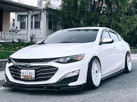 2019 Chevrolet Malibu with 19x9.5 35 ESR Cs11 and 235/35R19 Firestone ...