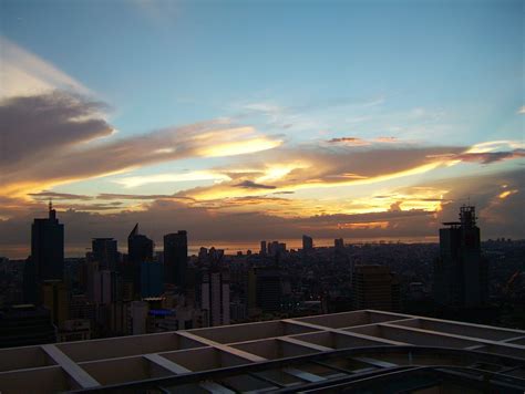 Asisbiz Manila Skyline Makati towards Manila Bay sunset 2004 01