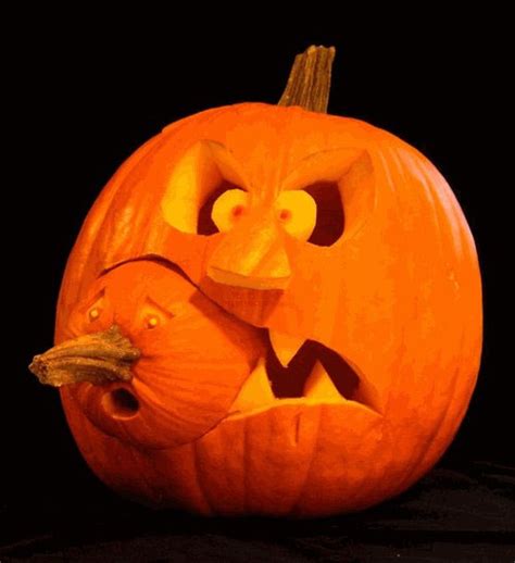 125 Halloween Pumpkin Carving Ideas - DigsDigs