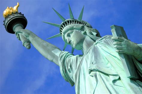 10 Fun Facts about the Statue of Liberty - An Iconic New York Landmark ...