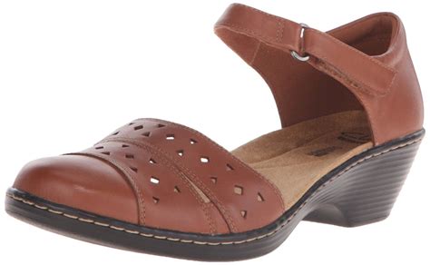 Clarks Women's Wendy Laurel Fisherman Sandal * You can get more details here : Clarks sandals ...