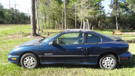 Sell used 2002 Pontiac Sunfire Base Coupe 2-Door 2.2L in Lumberton ...