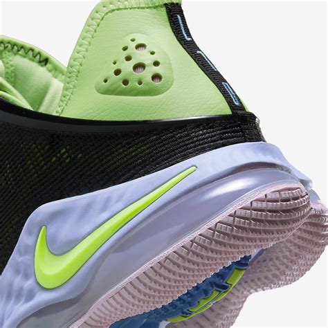 Nike LeBron 19 Low Black Volt DO9828-001 Release Date | SBD