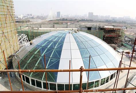 Assembling technology of steel structure dome glass roof construction